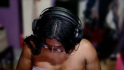 Naomi online show from September 25, 6:20 am