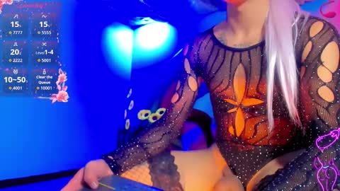 natasha_clifford online show from October 23, 4:05 am