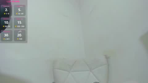 Nathalia Isaza online show from June 13, 2:55 am