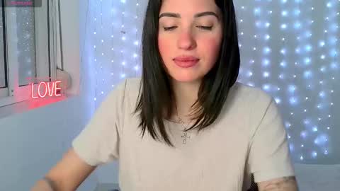 Neferutt online show from March 11, 12:09 pm