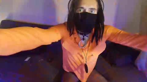 nessieanalemma online show from November 18, 6:02 am