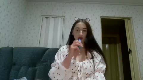 new_brunnete2024 online show from December 24, 1:49 am