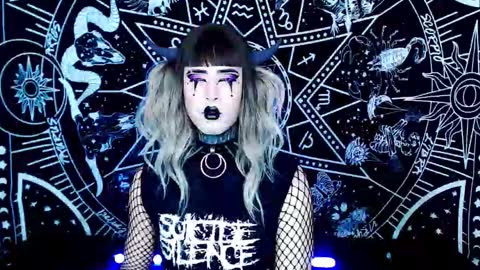 caroline online show from November 14, 2:19 am