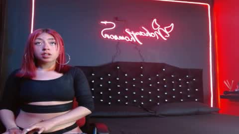 Noha Thomson online show from March 31, 8:55 pm