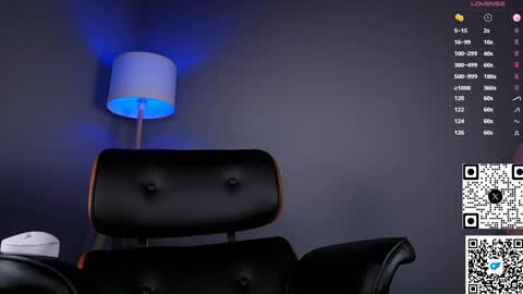 Snapshot of northern_princess chatting on March 9, 5:28 pm Anna   .   online show from March 9, 5:28 pm