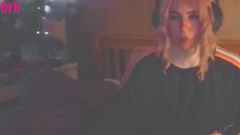 Lucy online show from November 1, 4:10 am