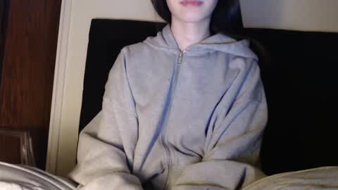 Snapshot of novafrey chatting on December 20, 2:52 am Olivia online show from December 20, 2:52 am