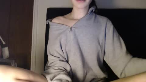Snapshot of novafrey chatting on December 29, 2:38 am Olivia online show from December 29, 2:38 am