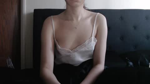 Snapshot of novafrey chatting on January 13, 10:03 pm Olivia online show from January 13, 10:03 pm