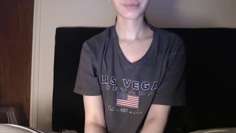 Snapshot of novafrey chatting on January 20, 3:15 am Olivia online show from January 20, 3:15 am