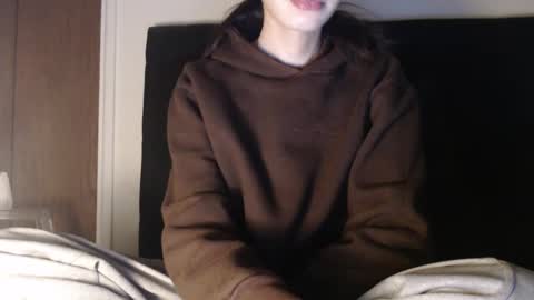 Snapshot of novafrey chatting on January 28, 12:47 am Olivia online show from January 28, 12:47 am