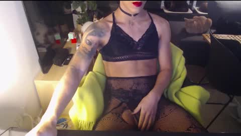 okiprincesszet online show from December 6, 6:44 pm