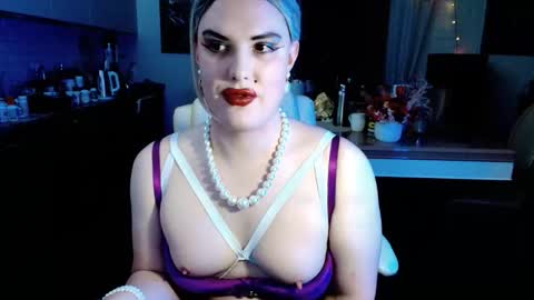 Sarina Williams online show from January 6, 11:36 am