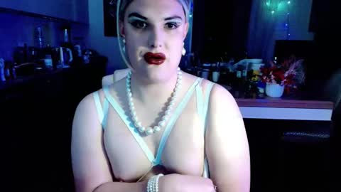 Sarina Williams online show from May 30, 9:40 am
