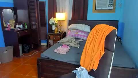 Paula online show from November 25, 7:27 pm