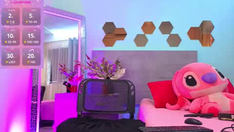 Paulina  online show from November 25, 7:27 pm