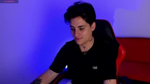 peytonbox online show from November 21, 11:55 am