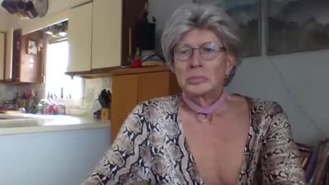 phillipa online show from March 12, 4:13 pm