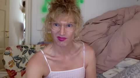 pinkfag online show from January 17, 4:15 pm