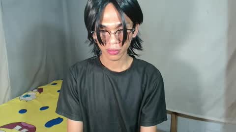 Snapshot of princeofcumxxx chatting on October 6, 6:08 pm Mel online show from October 6, 6:08 pm