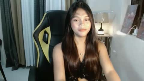 princessrynn online show from February 11, 5:32 pm