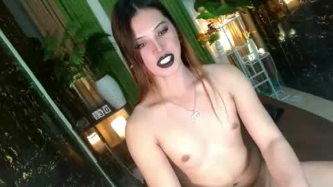 Kendal  online here from 6am-3pm philippine time online show from November 30, 12:57 am