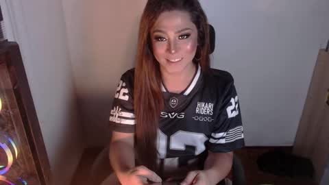 Snapshot of queen_of_all_queens chatting on October 21, 12:07 pm samantha online show from October 21, 12:07 pm