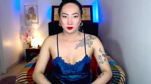 QUEEN online show from February 23, 8:49 am