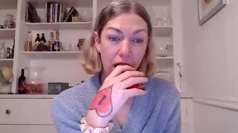 Racy Tracy online show from February 10, 2:35 pm