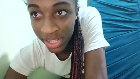 Tu mami Rebecca online show from June 22, 3:25 am