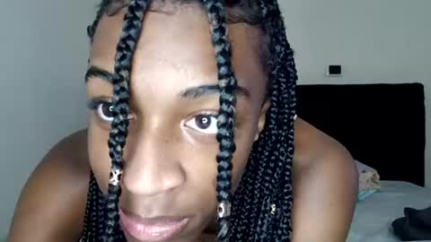 Tu mami Rebecca online show from July 28, 4:05 pm