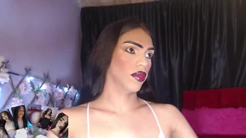 Margot Ferrer online show from December 23, 5:23 am