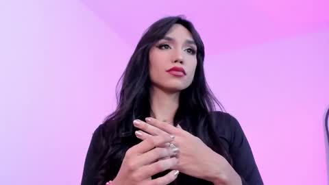 Rose Saenz online show from May 25, 7:43 pm
