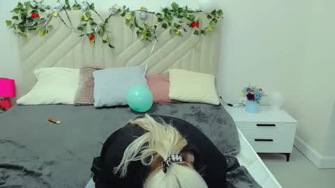 rose  shine online show from November 24, 10:28 am