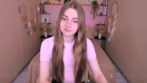 Roxy online show from May 18, 8:09 am