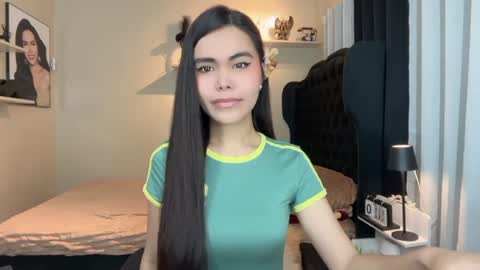 sabrinamadonna54 online show from June 20, 7:44 am