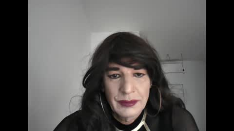 Snapshot of sabry_98 chatting on February 7, 9:05 am Sabrina online show from February 7, 9:05 am