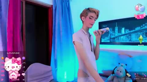 salvatore_boom online show from September 18, 7:13 am