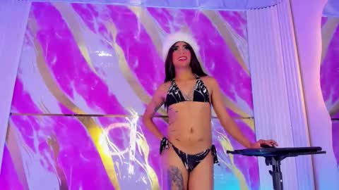 samantha_hot28 online show from February 16, 4:27 pm