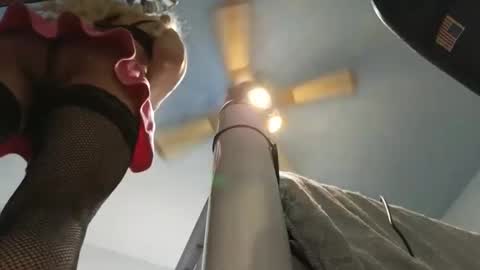 Sandra online show from December 22, 10:58 pm