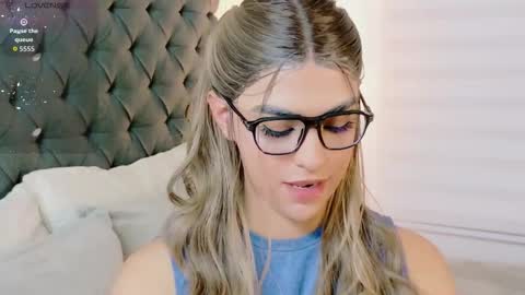 scarleth_sweety online show from February 11, 1:24 am