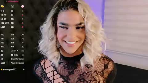 scarleth_sweety online show from June 20, 2:14 am