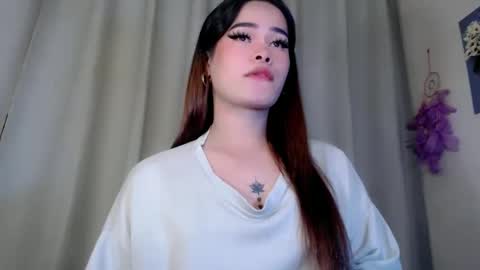 YOUR GIRLFRIEND online show from October 27, 11:51 am