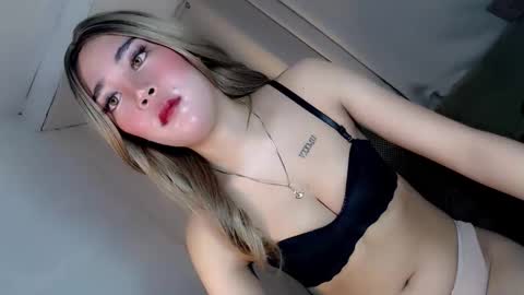 seducing_angela online show from October 26, 1:23 am