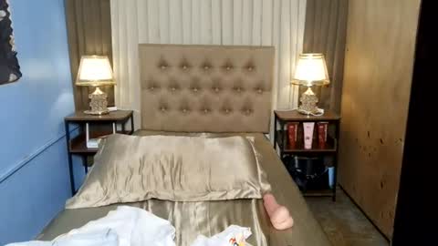 seductive_astrid online show from July 23, 9:40 am