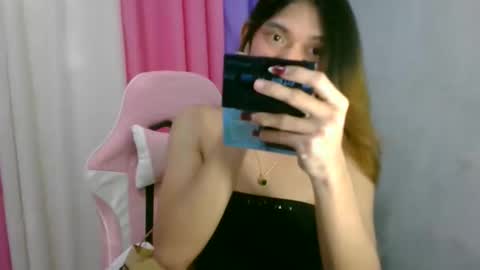 Snapshot of seductive_nessie chatting on October 20, 2:09 pm seductive_nessie online show from October 20, 2:09 pm