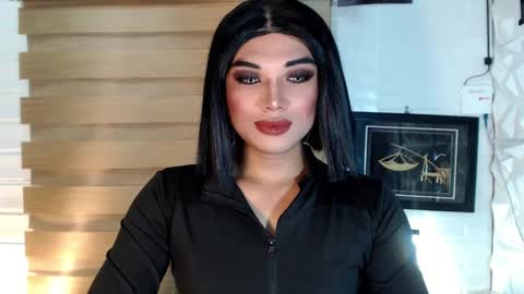 Deluxe online show from March 3, 9:07 am