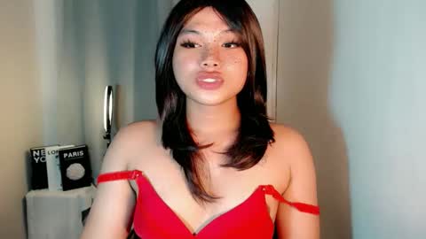 Deluxe online show from September 16, 7:51 pm