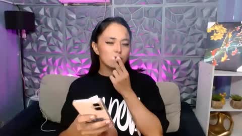 Snapshot of seductivelatina69 chatting on October 25, 8:31 am Lala online show from October 25, 8:31 am