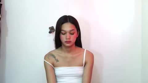 sexxyyesladyboyxxxx online show from April 21, 2:51 am